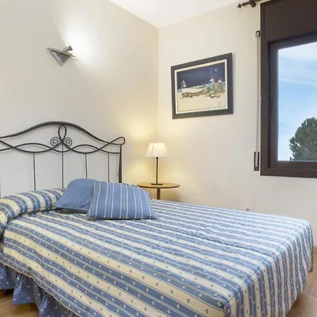Moni 10pax - Villa Lloret de Mar
